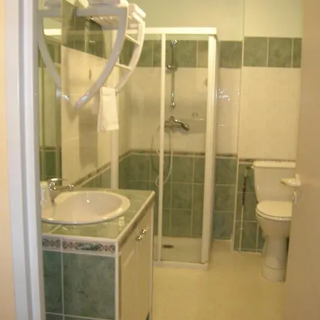 Les Berges Du Tarn * Millau