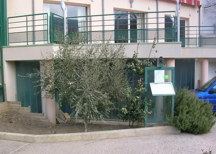 Aparthotel Les Berges Du Tarn Millau